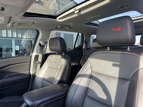 Used 2023 GMC Acadia AT4 w/ Technology Package AWD/4WD image 19