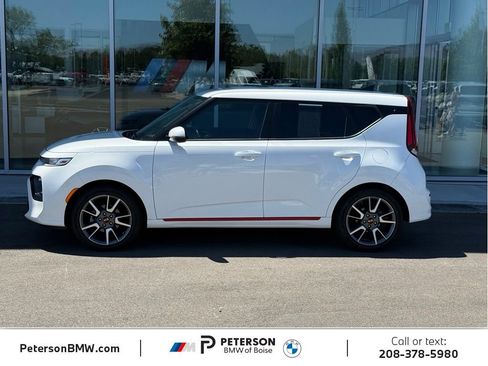 Used 2020 Kia Soul GT-Line FWD image 2