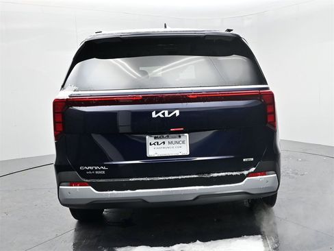 New 2026 Kia Carnival EX image 7