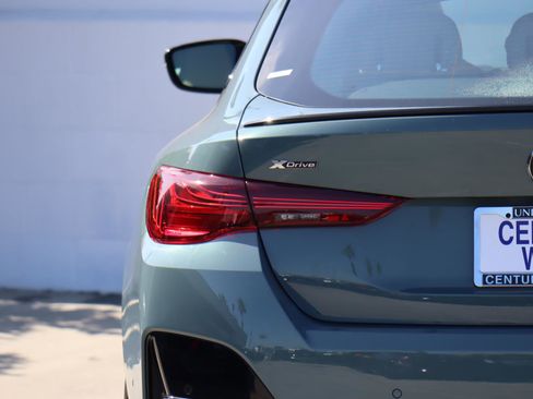 Used 2025 BMW 440i xDrive w/ Premium Package image 6