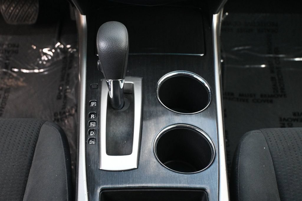 Used 2014 Nissan Altima 2.5 S FWD image 15