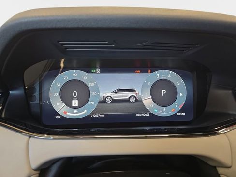 Certified 2025 Land Rover Range Rover Evoque Dynamic SE AWD/4WD image 22