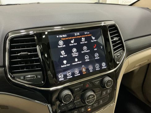 Used 2021 Jeep Grand Cherokee Limited w/ Luxury Group II image 12