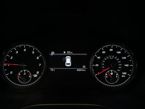 Used 2023 Hyundai Santa Fe SE AWD/4WD image 2