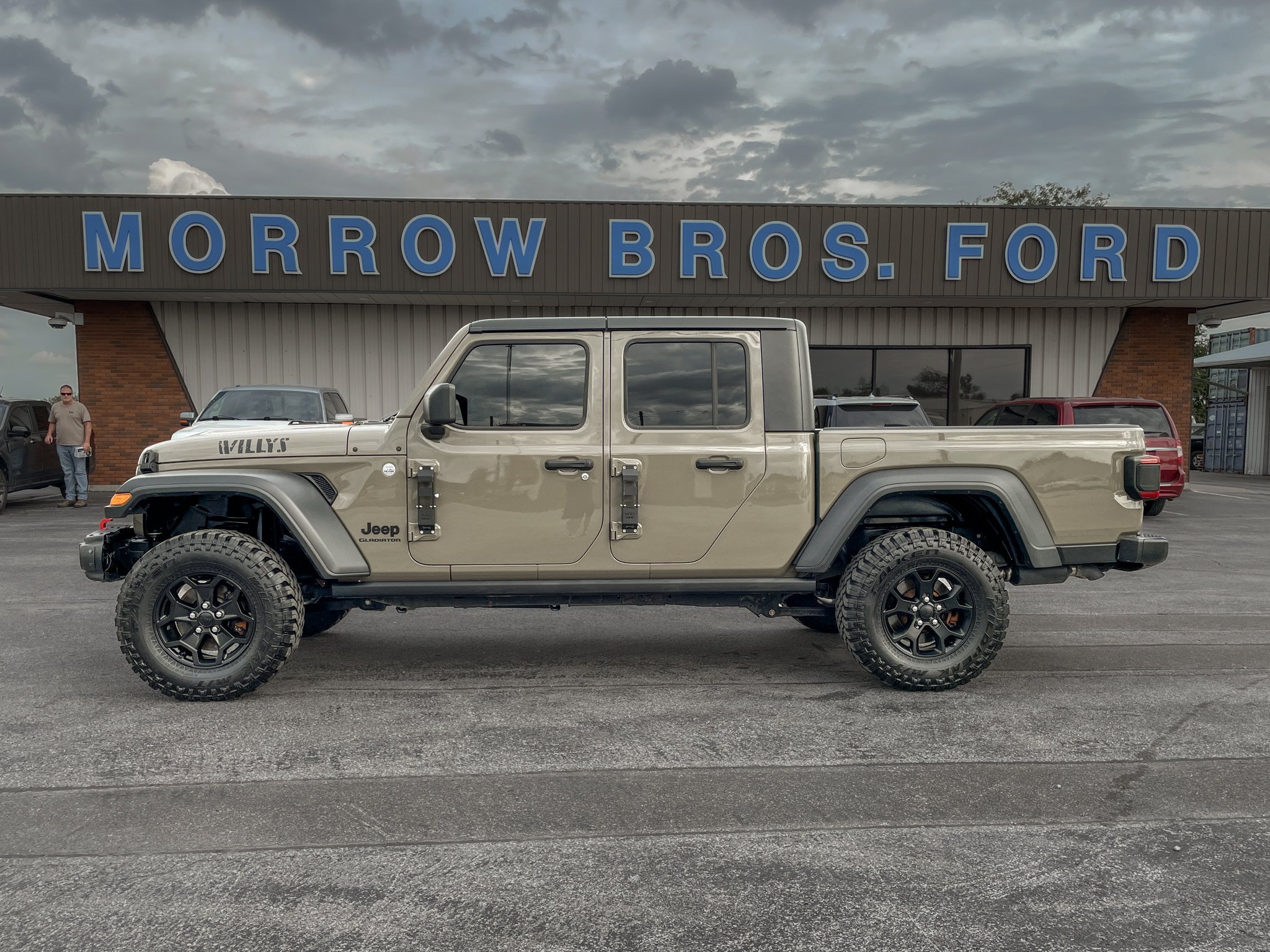 Used 2020 Jeep Gladiator Sport w/ Quick Order Package 24S AWD/4WD image 3