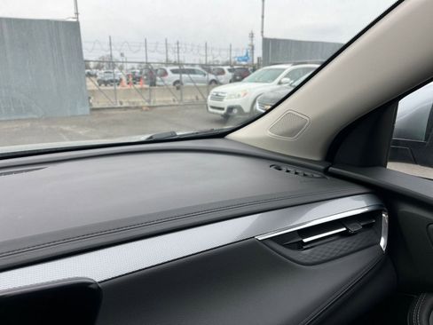 Used 2025 Buick Encore GX Preferred image 34