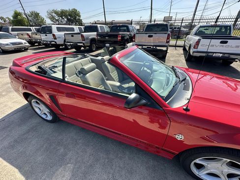 Used 1999 Ford Mustang GT RWD image 8