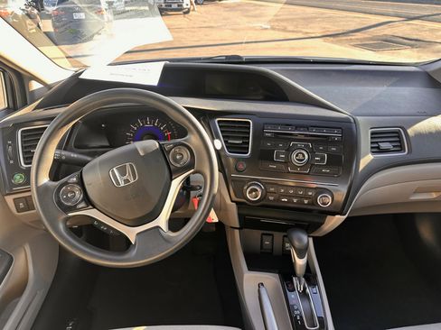 Used 2013 Honda Civic LX image 7