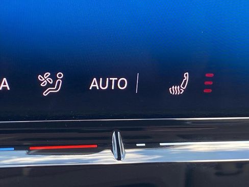 Used 2025 Volkswagen Tiguan S AWD/4WD image 15