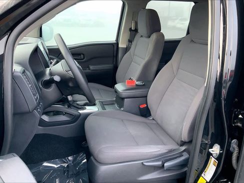 Used 2022 Nissan Frontier S w/ Technology Package image 8