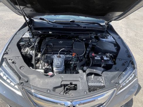 Used 2016 Acura TLX w/ Technology Package FWD image 14