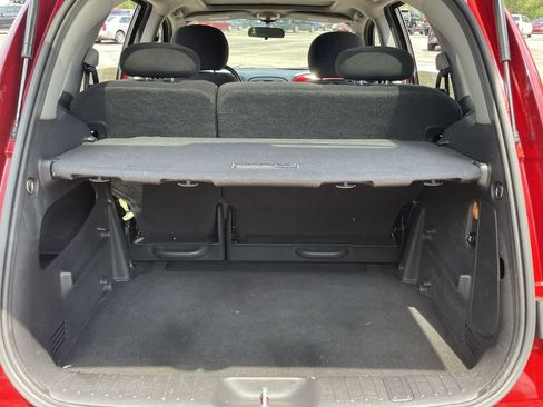Used 2004 Chrysler PT Cruiser Touring w/ Chrome Accents Group FWD image 17