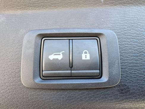 Used 2024 Mitsubishi Outlander SE image 19