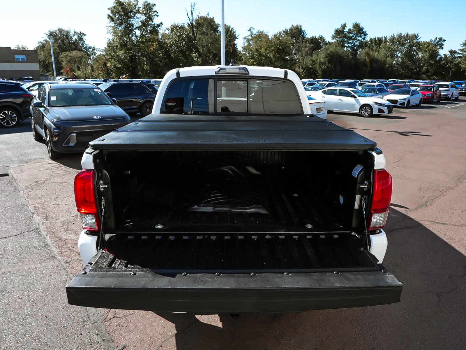 Used 2016 Toyota Tacoma TRD Sport w/ Towing Package AWD/4WD image 44