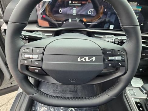 New 2026 Kia Sportage EX FWD image 16