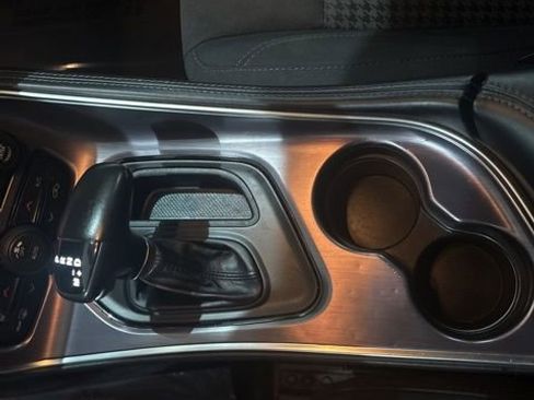 Used 2018 Dodge Challenger R/T w/ Blacktop Package image 21