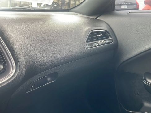 Used 2020 Dodge Challenger R/T w/ Blacktop Package image 21