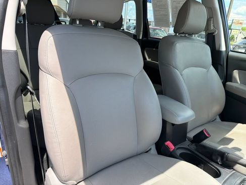 Used 2016 Subaru Forester 2.5i Touring w/ Eyesight & Navigation System AWD/4WD image 34