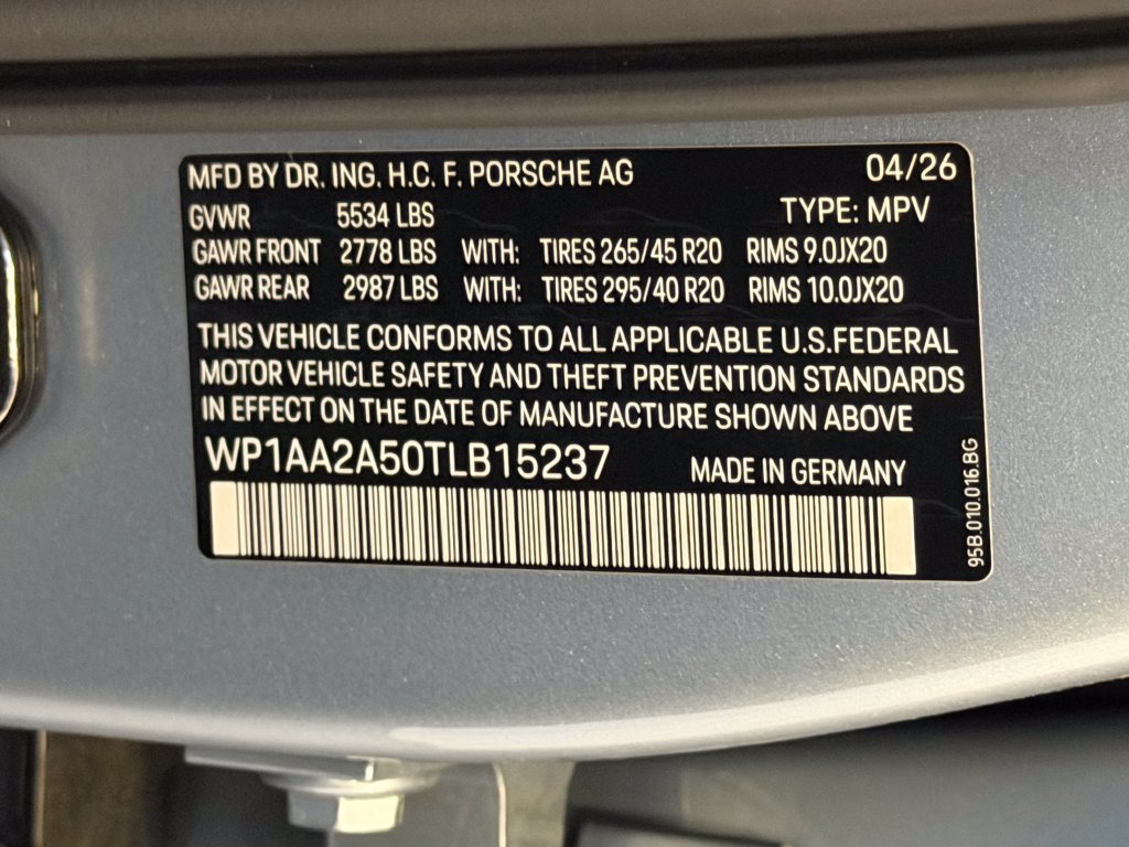 New 2026 Porsche Macan AWD/4WD image 26