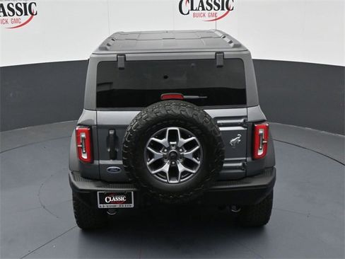 Used 2024 Ford Bronco Badlands image 22
