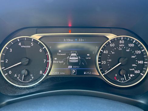 Used 2024 Nissan Sentra SV image 35