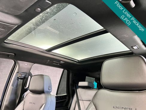 Used 2023 GMC Yukon Denali w/ LPO, Floor Liner Package AWD/4WD image 3