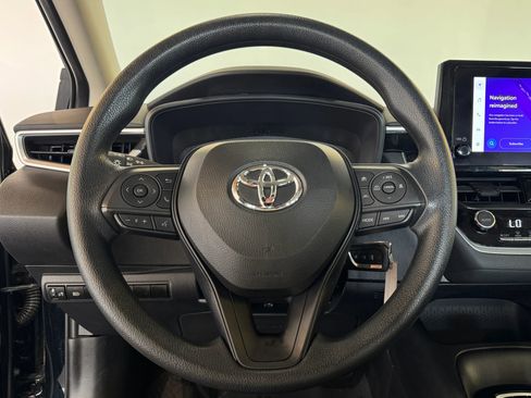 Used 2024 Toyota Corolla LE FWD image 13