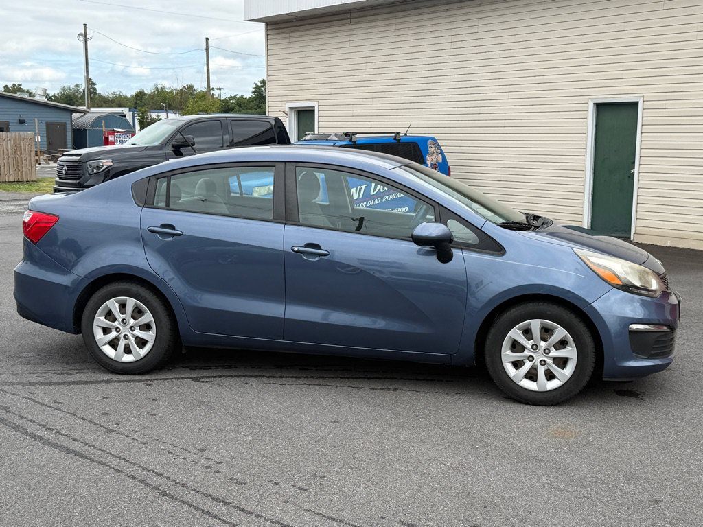 Used 2016 Kia Rio LX FWD image 4