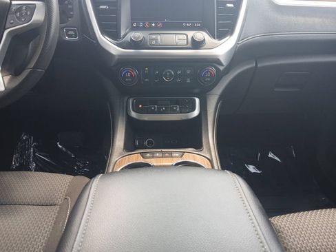 Used 2021 GMC Acadia SLE FWD image 21