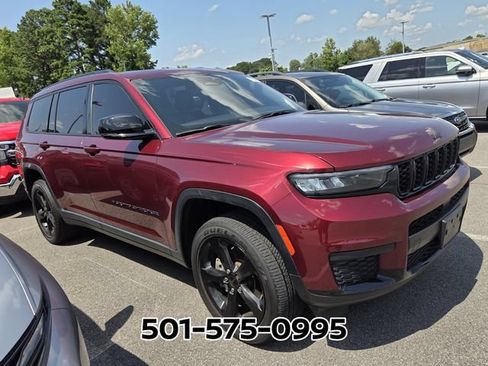 Used 2023 Jeep Grand Cherokee L Laredo AWD/4WD image 3