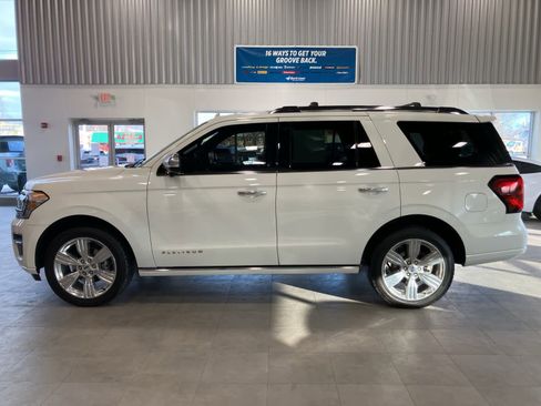 Used 2023 Ford Expedition Platinum image 8