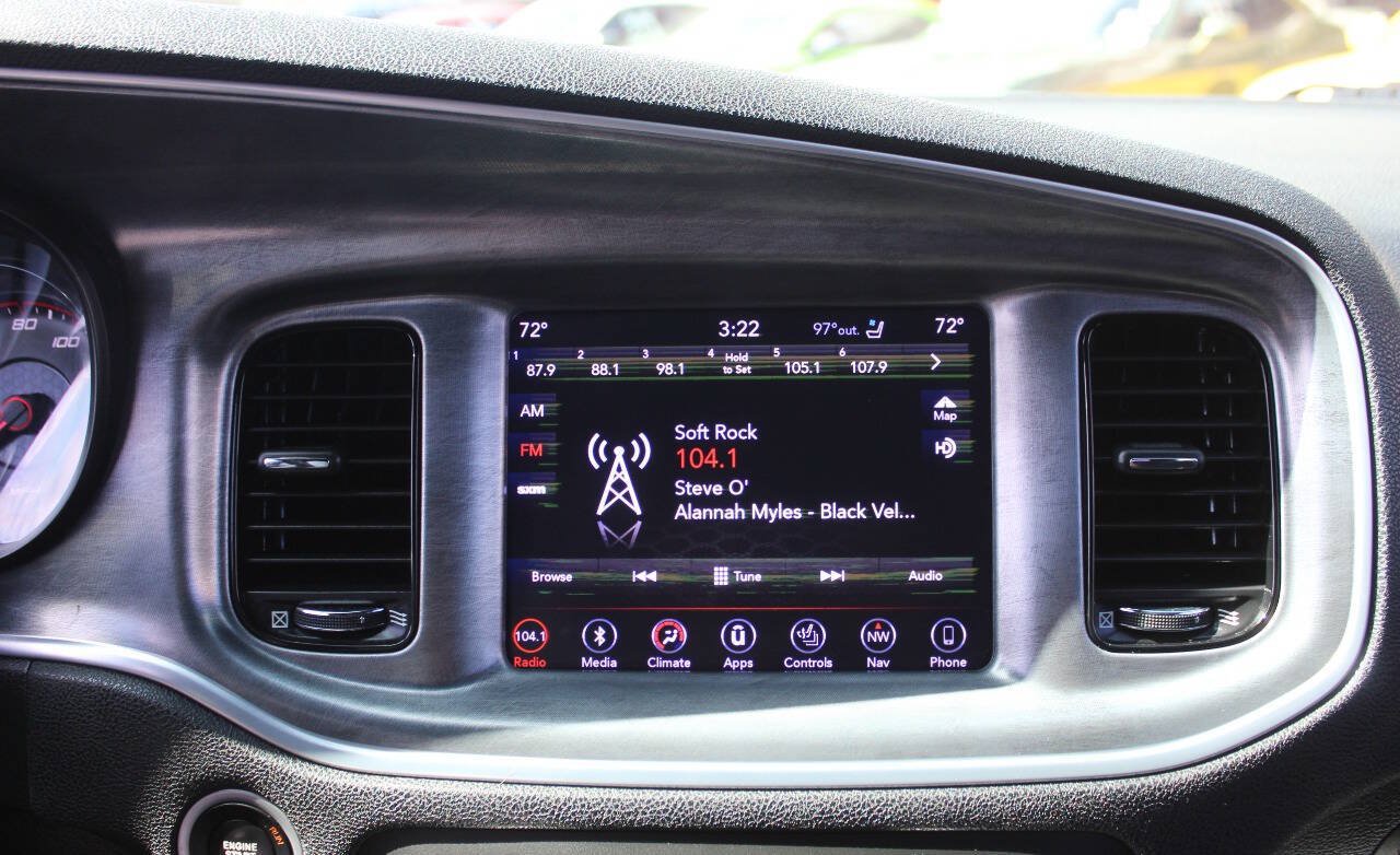Used 2018 Dodge Charger R/T RWD image 20