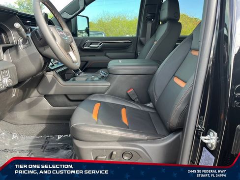New 2026 GMC Sierra 2500 AT4 w/ AT4 Preferred Package AWD/4WD image 9