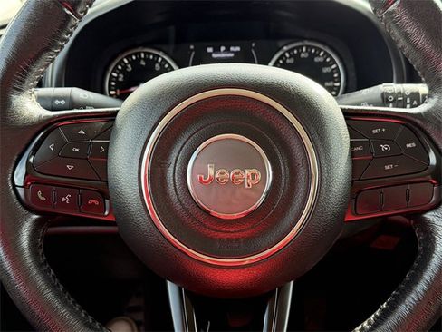 Used 2020 Jeep Renegade Altitude image 17