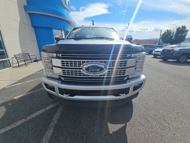 Used 2018 Ford F350 Platinum w/ Platinum Ultimate Package AWD/4WD image 3