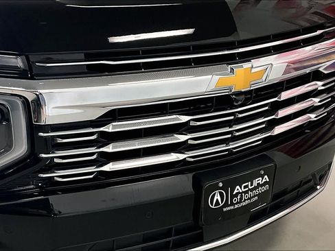 Used 2025 Chevrolet Tahoe Premier AWD/4WD image 29