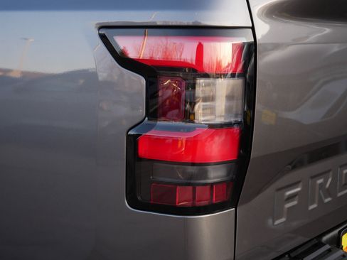 Certified 2024 Nissan Frontier SV w/ SV Convenience Package image 17