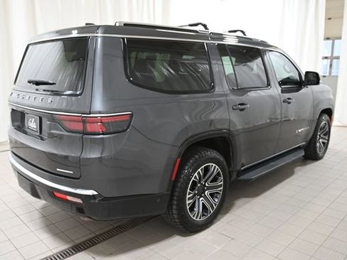 Used 2022 Jeep Wagoneer Series III w/ Convenience Group I AWD/4WD image 14