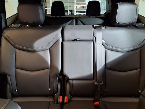 Used 2025 Cadillac XT6 Luxury image 13