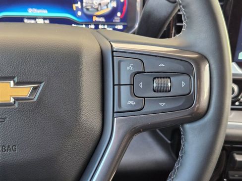 Used 2025 Chevrolet Silverado 2500 High Country w/ High Country Premium Package AWD/4WD image 25