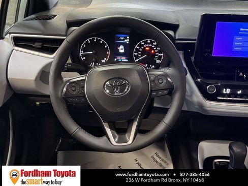 Used 2024 Toyota Corolla SE FWD image 15