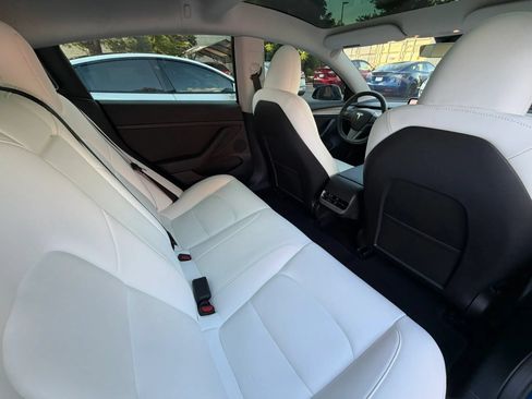 Used 2023 Tesla Model 3 Standard Range RWD image 19
