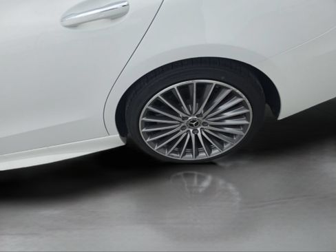 Used 2022 Mercedes-Benz C 300 4MATIC Sedan w/ Pinnacle Trim Package image 15