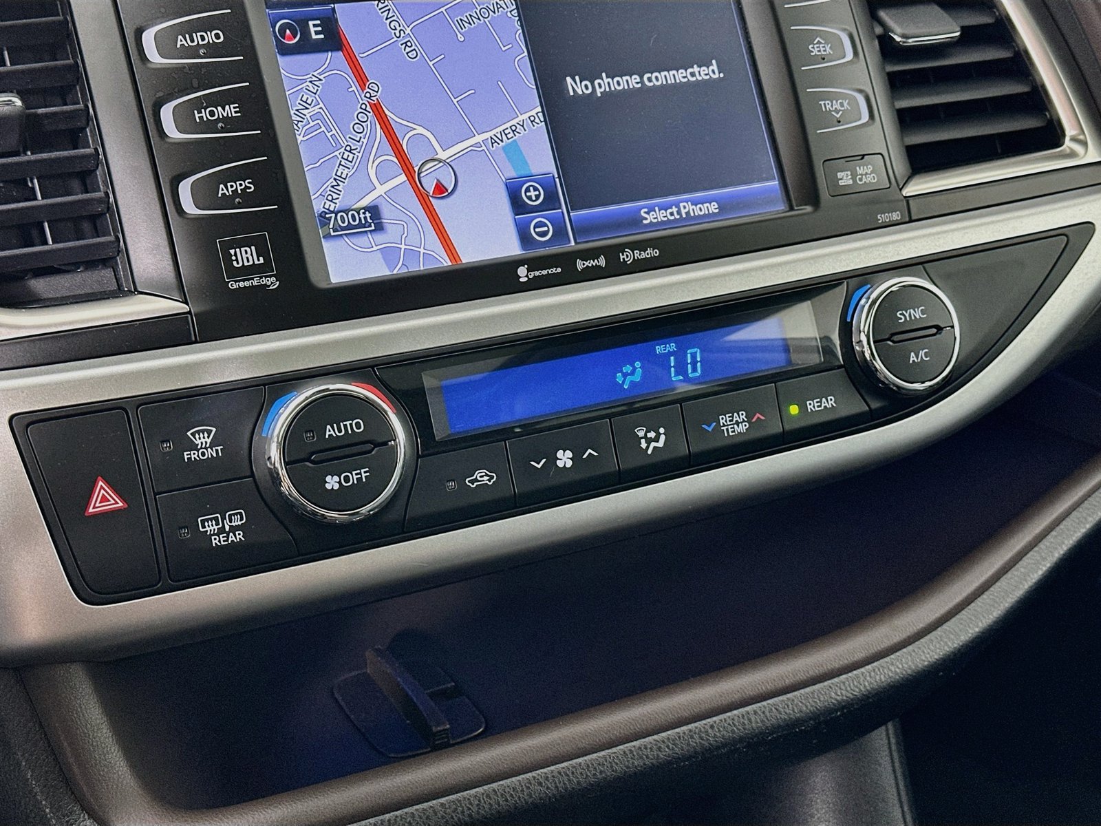 Used 2018 Toyota Highlander Limited AWD/4WD image 28