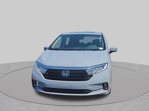 Used 2024 Honda Odyssey Elite image 3
