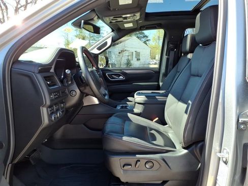 Used 2024 Chevrolet Tahoe RST w/ Luxury Package image 19