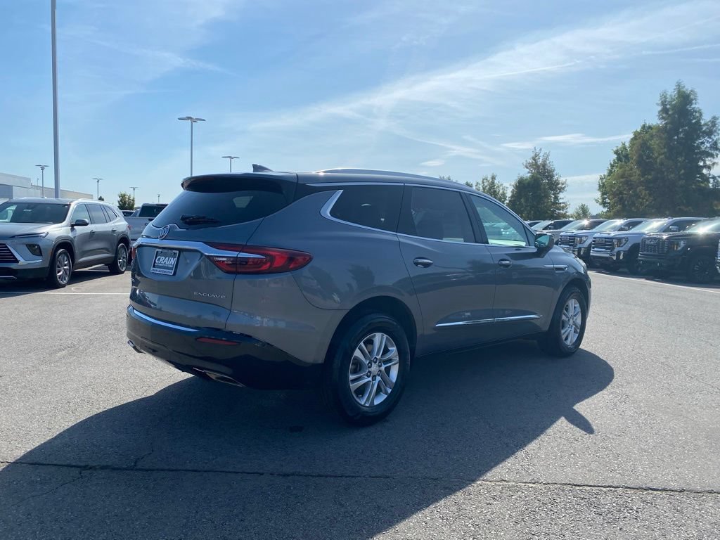 Used 2018 Buick Enclave Essence FWD image 7