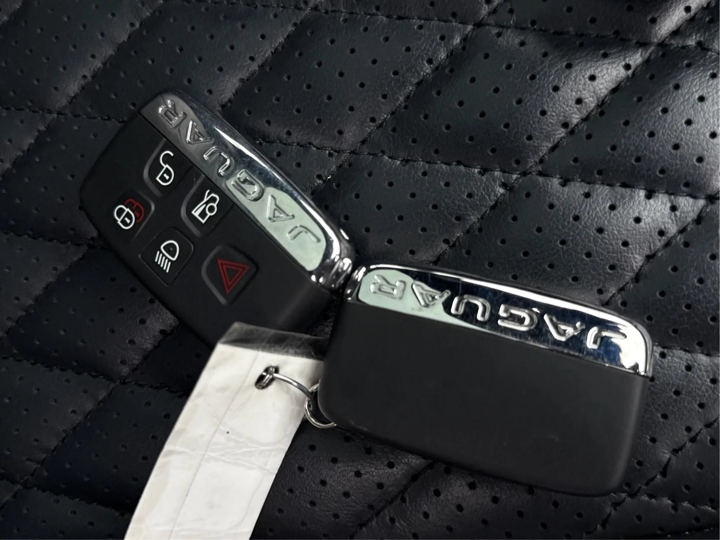 Used 2017 Jaguar XJ L Portfolio RWD image 20