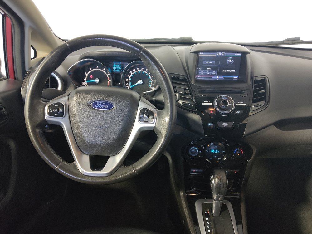 Used 2014 Ford Fiesta Titanium FWD image 22