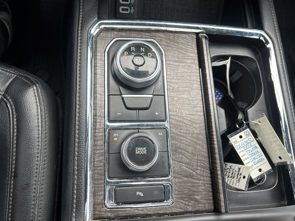 Used 2018 Ford Expedition Max Limited w/ Equipment Group 301A AWD/4WD image 29
